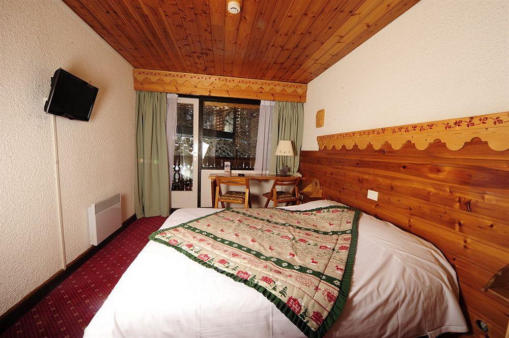 וארס Hotel Ecureuil מראה חיצוני תמונה