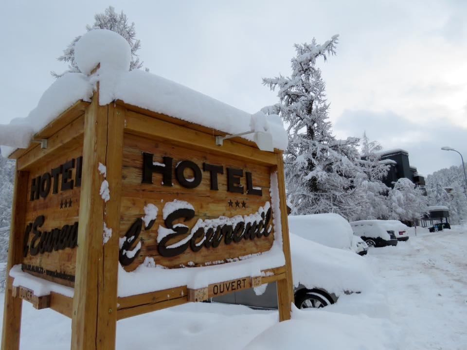 וארס Hotel Ecureuil מראה חיצוני תמונה