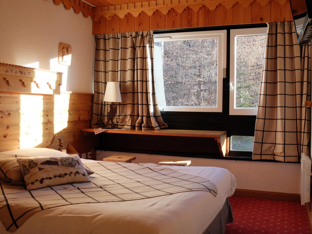 וארס Hotel Ecureuil מראה חיצוני תמונה