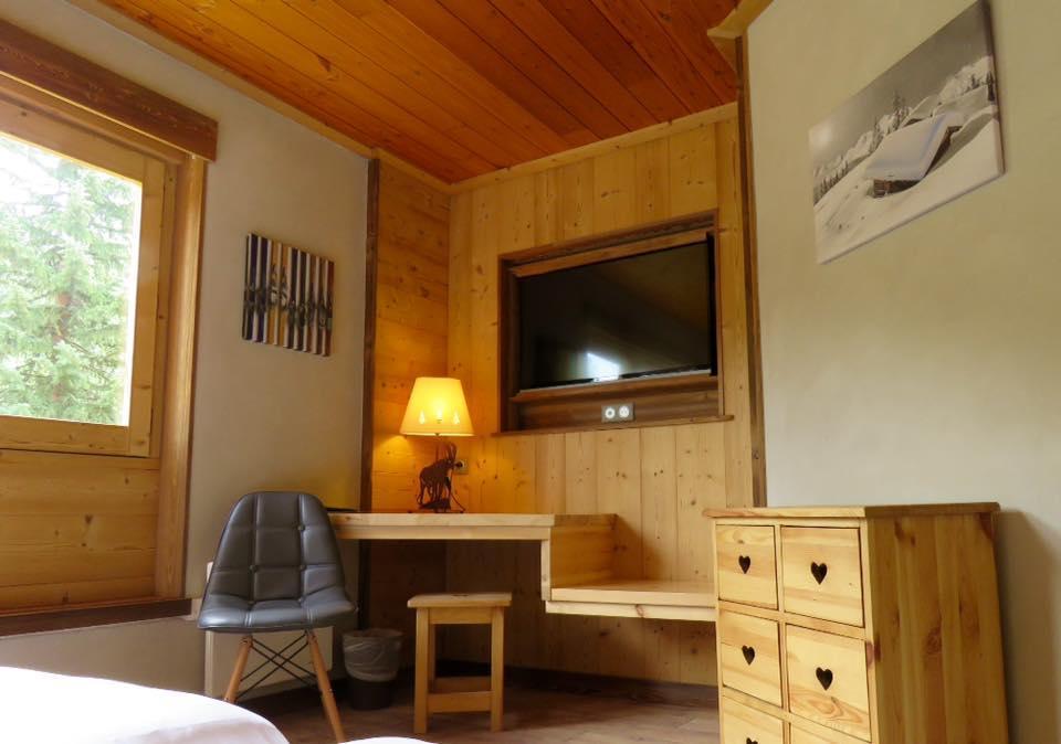 וארס Hotel Ecureuil מראה חיצוני תמונה