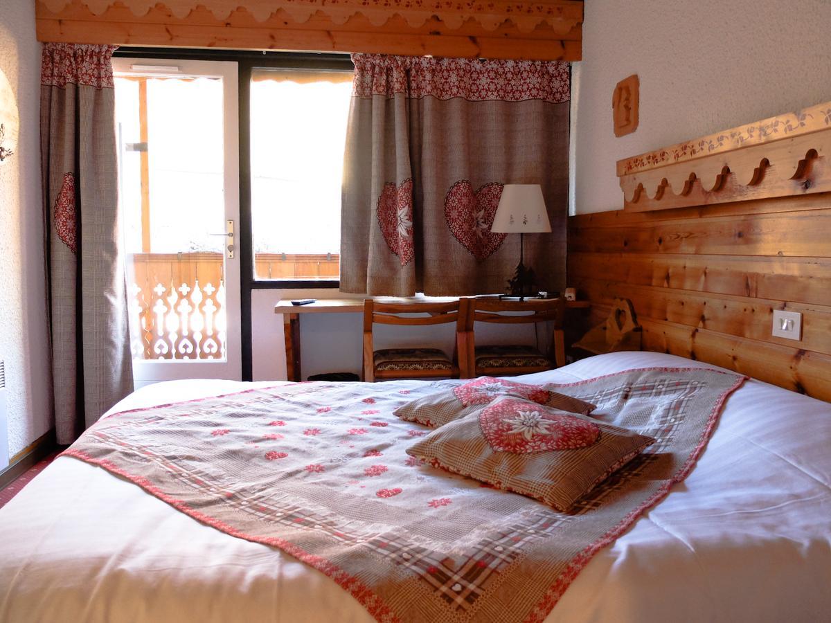 וארס Hotel Ecureuil מראה חיצוני תמונה